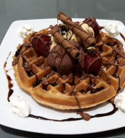 Center Cafe Creperie (Μανωλίτσης Σπύρος Θεοδοσ.)