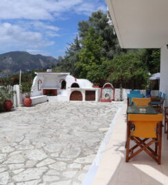 A Beautiful Place to Relax (Τσίπουρας Χρήστος Δημ.)