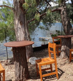 A Beautiful Place to Relax (Τσίπουρας Χρήστος Δημ.)