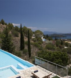Amalia Villas (Ζήκου Κωνσταντίνα)