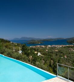 Amalia Villas (Ζήκου Κωνσταντίνα)