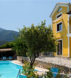 Amalia Villas (Ζήκου Κωνσταντίνα)