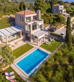 Porto Katsiki Estate (Βαζούκη Βάσω)