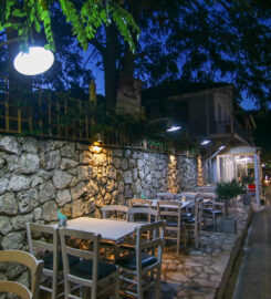 Σαν ψέμα (Κατωπόδης Ε.)