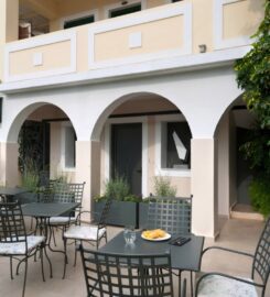 Thomais Boutique Hotel (Μανωλίτση Σπυριδούλα)