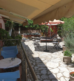 Athina Residence Nydri (Μουζάκης Παναγιώτης Ι.)