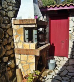 The Stone House (Κοντογιώργη Μαρία)