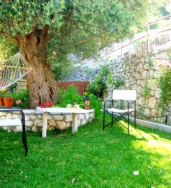 The Stone House (Κοντογιώργη Μαρία)