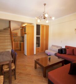 Azalea Villas (Φατούρου – Καραβία Σπυριδούλα Κ.)