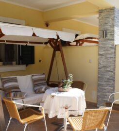 Azalea Villas (Φατούρου – Καραβία Σπυριδούλα Κ.)
