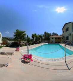 Azalea Villas (Φατούρου – Καραβία Σπυριδούλα Κ.)