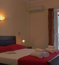 Azalea Villas (Φατούρου – Καραβία Σπυριδούλα Κ.)