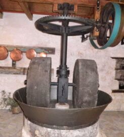Μουσείο Ελιάς Fabbrica (Τσαρλαμπάς Σπυρίδων Μαρκ.)