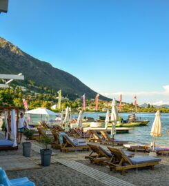 Sailinn Beach Club & Restaurant (Κούρτης Κωνσταντίνος Πανταζ.)