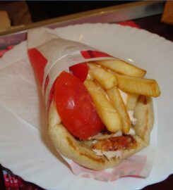 Gyro Gyro (Θερμός Νεκτάριος)