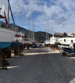 Belegrinos Marine Service & Boat yard (Μπελεγρίνος Κωνσταντίνος Ιωα.)