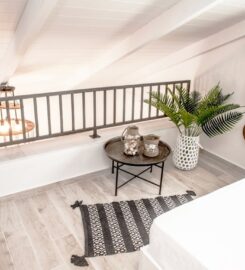 San Giovanni Beach Resort & Suites