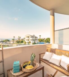 San Giovanni Beach Resort & Suites