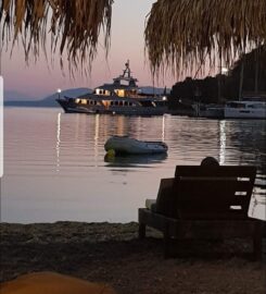 Agrios Beach Bar (Κοντογιώργης Μιχαήλ Κων.)