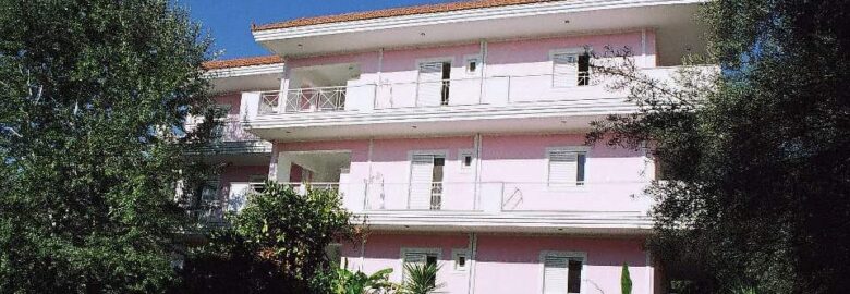 Dionysos Studios & Apartments (Γαζής Διονύσιος)
