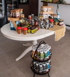 Yiasemi Greek Delicatessen