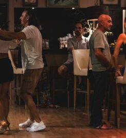 The Bluebird – Art & Music Bar