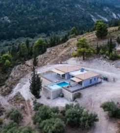 Waters Coloured Villa